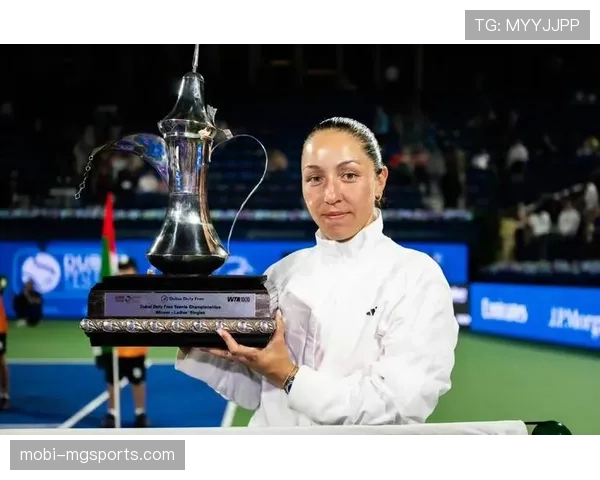 佩古拉迪拜站夺冠 收获职业生涯第十个巡回赛冠军