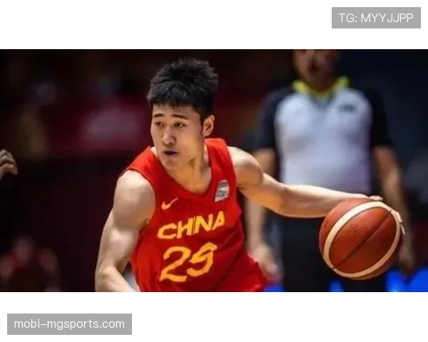 上海篮板54比28碾压广东 内线控制力奠定控场基础